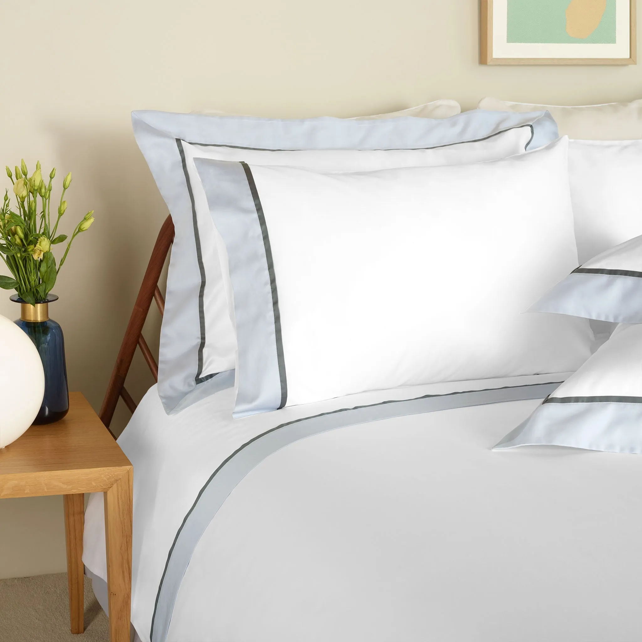 430TC Sateen Bordered Flat Sheet | Amalia Home Ovar