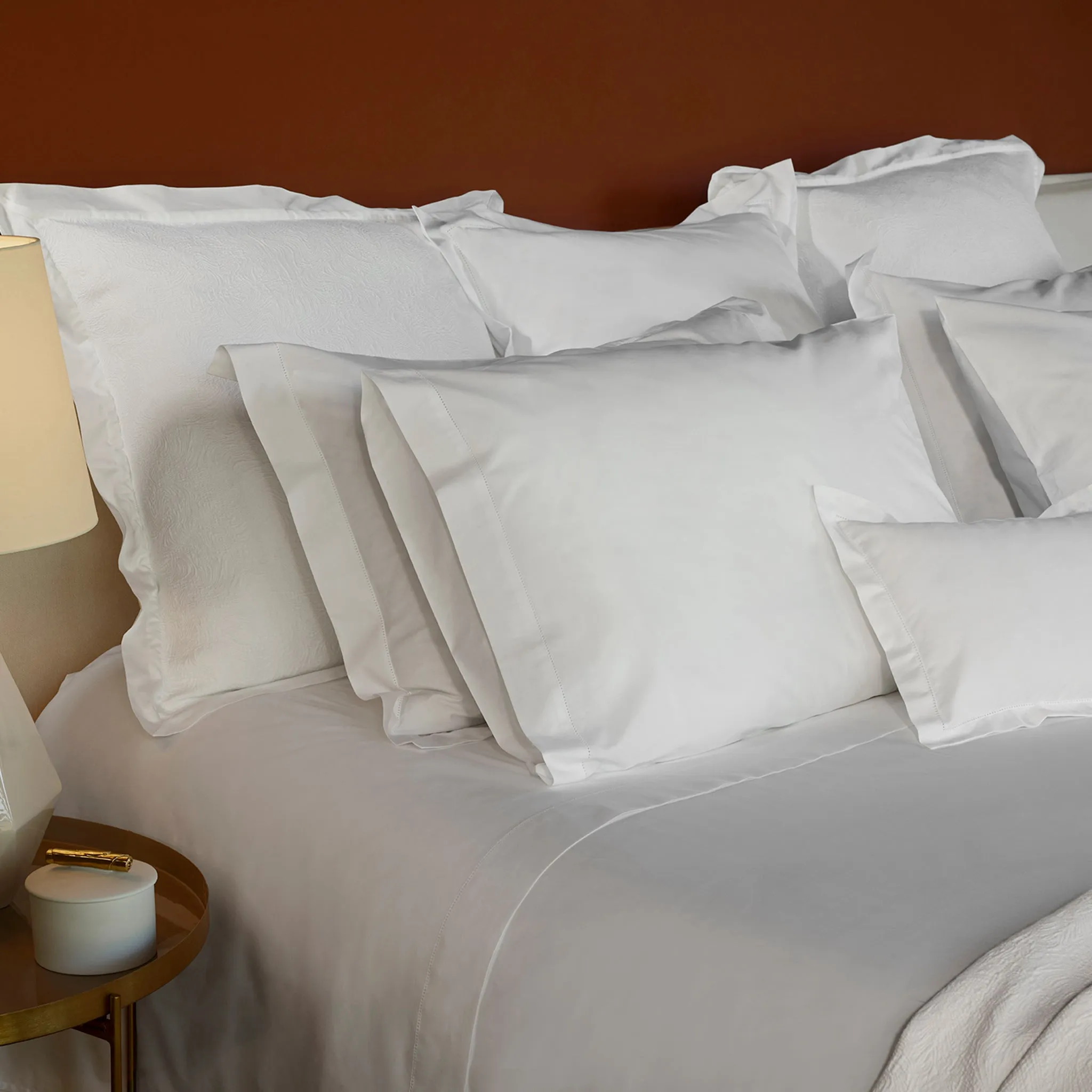 525TC White Percale Pillowcase Set | Amalia Home Victoria