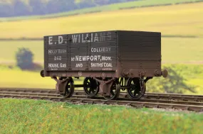 Dapol 7F-073-005W O Gauge 7 Plank 9' W/B Three Door E D Williams 242 Weathered