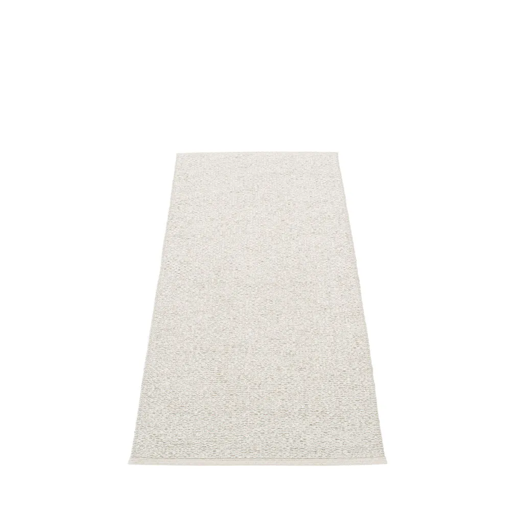East Hampton Plastic Floor Mats Stone Metallic/Fossil Grey (Multiple Sizes)