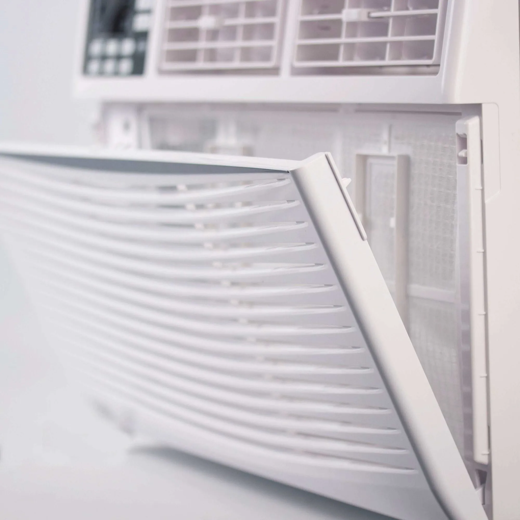 Energy Star Air Conditioner with Remote, 6,000 BTU, White