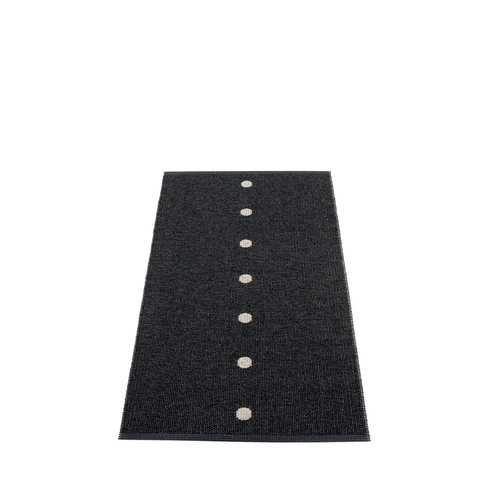 Ferry Road Plastic Floor Mats Black/Vanilla (Multiple Sizes)