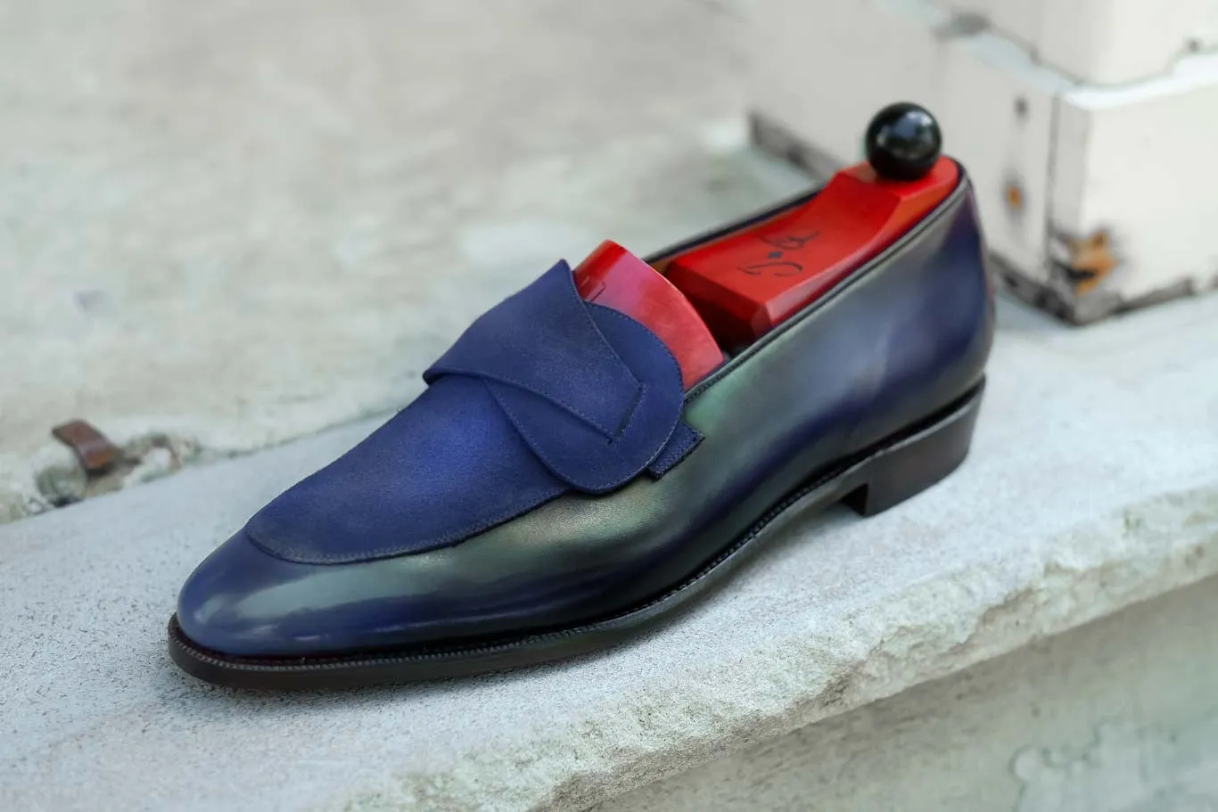 Meridian - Blue Patina GMTO