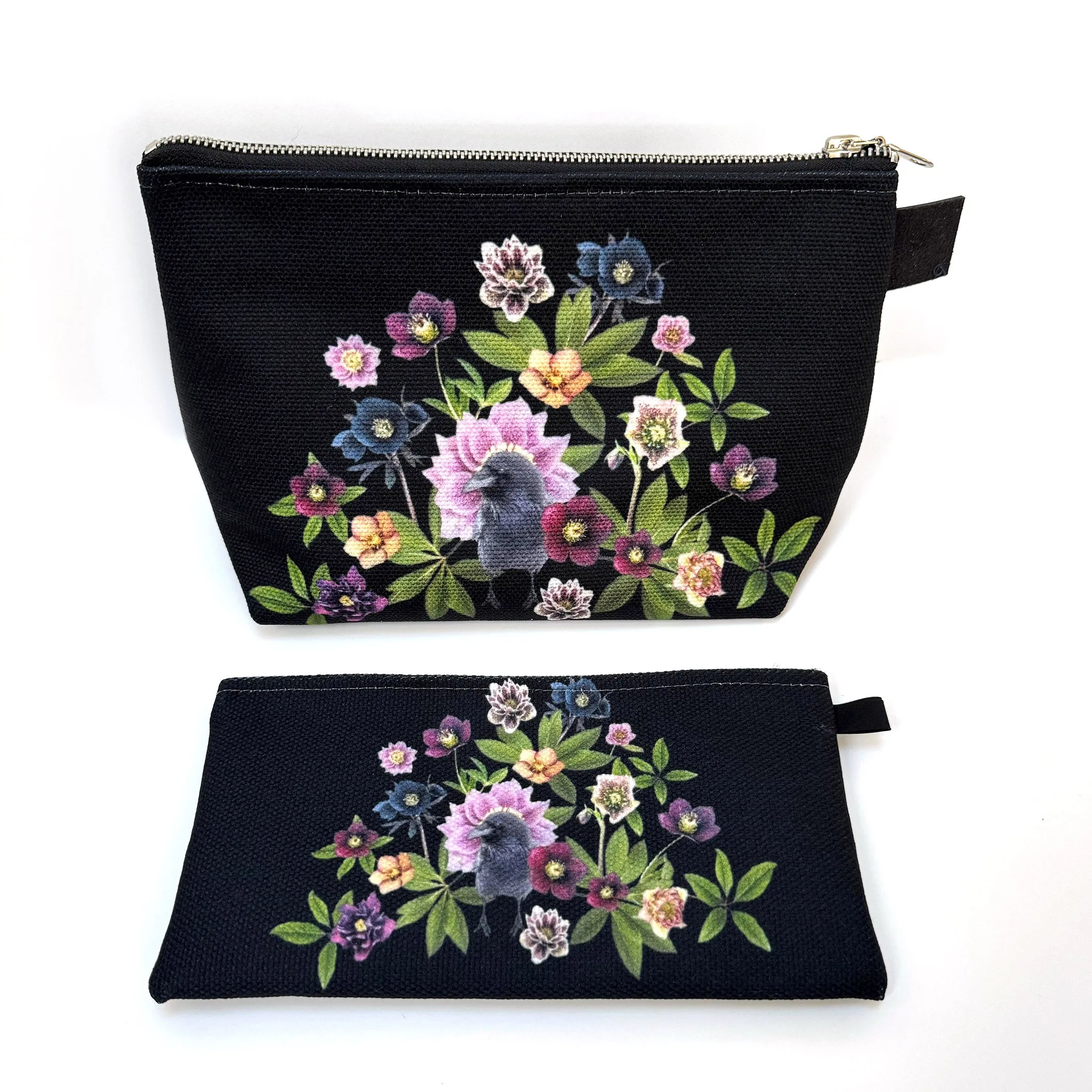 RAVEN GARDEN OF HAPPINESS — Kit Bag / Make Up Bag