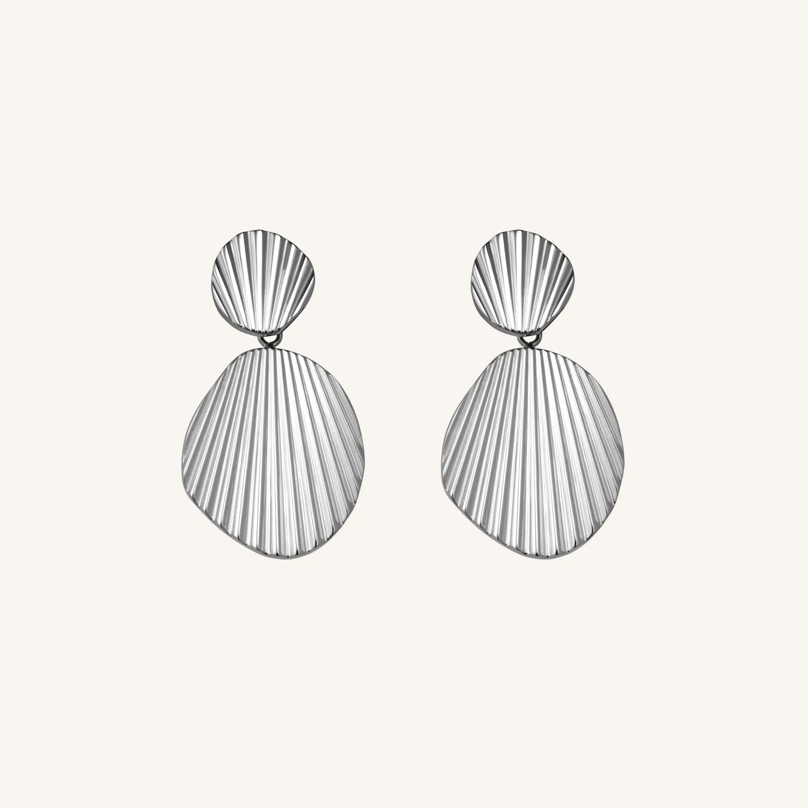 Shell earrings