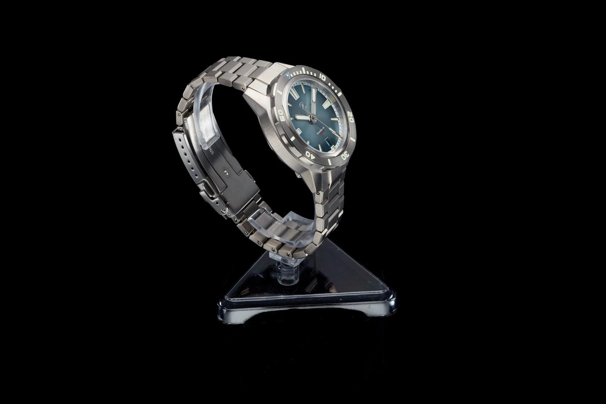 Swordfish 40mm Ti Slate Blue